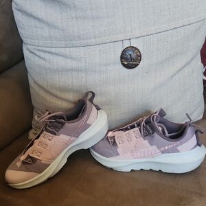 Nike Pink Sneakers for Everyday Comfort